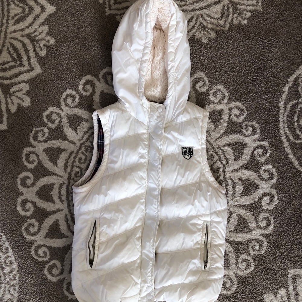 American Eagle Puffer Vest M